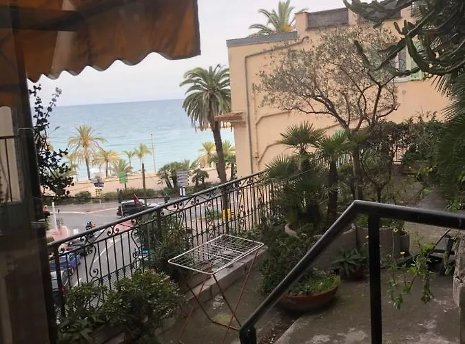 Casa In Costa Azzurra Lejlighed *